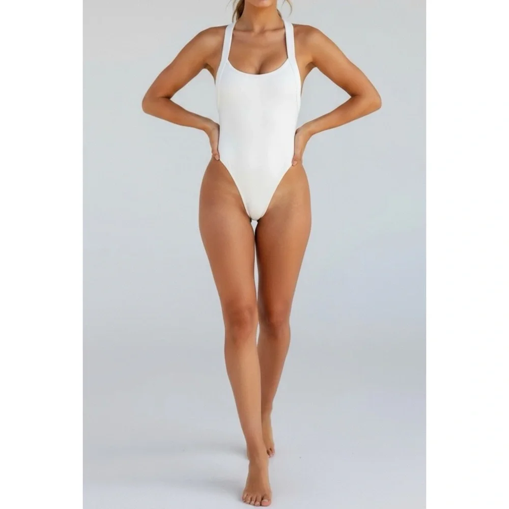FRANKIES BIKINIS Charlotte One Piece Swim, White, XS